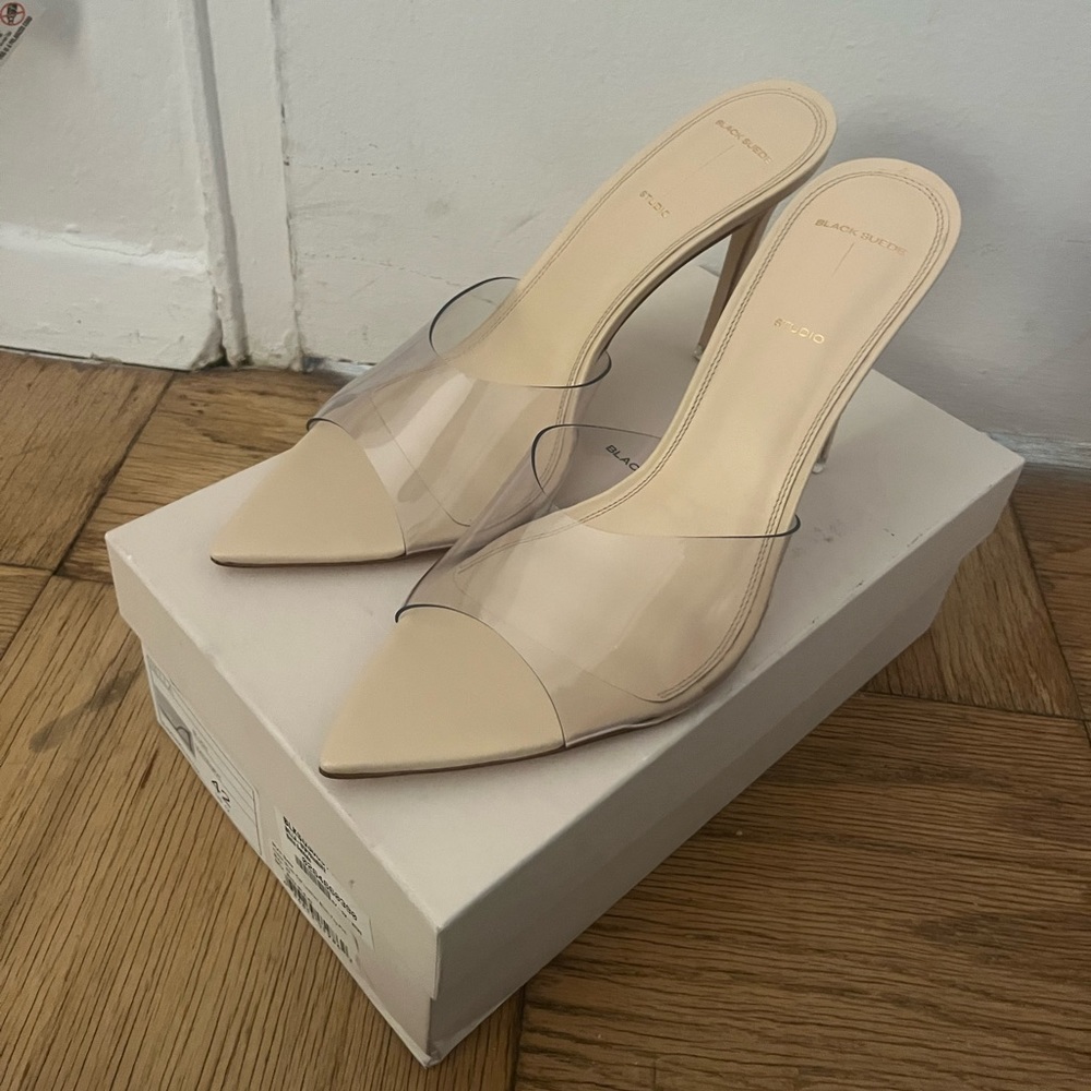 BELLA BLUSH BLACK SUEDE STUDO PVC HEELS NEVER WORN